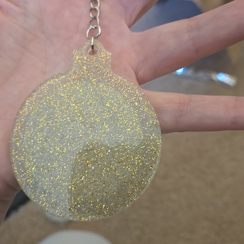 Ocean Dolphin Resin Keychain • Handmade Floral Glitter. 118 - Picture 3 of 3